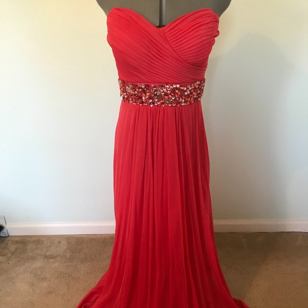 Coral Sweetheart Neckline Prom Dress